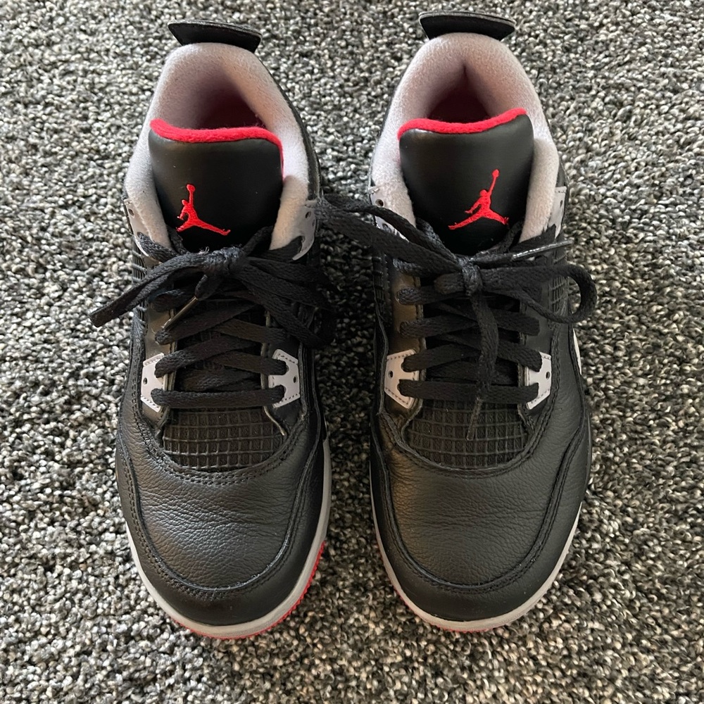 Nike Air Jordan Retro 4, Boys 3Y